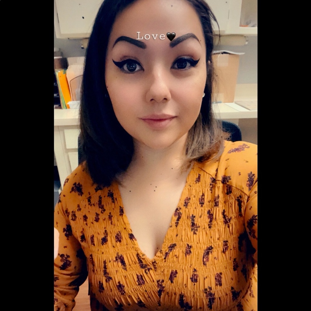 Meet your Posher, Alyssa